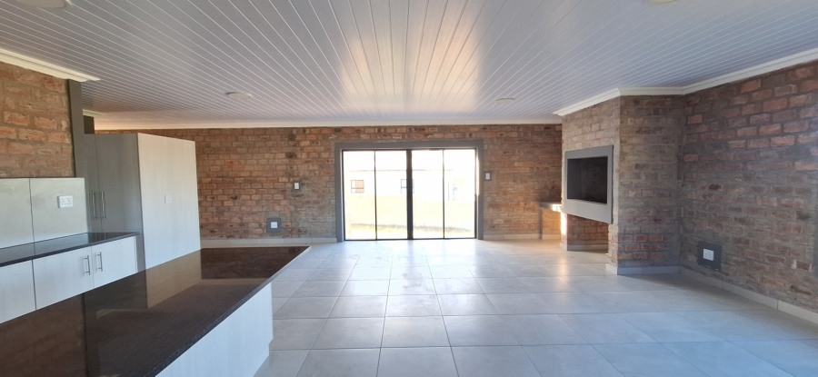 3 Bedroom Property for Sale in Albertinia Western Cape
